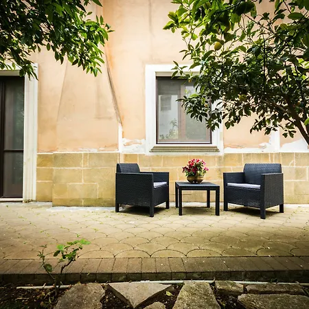 Agrumeto Degli Angeli Brindisi Buitenkant foto